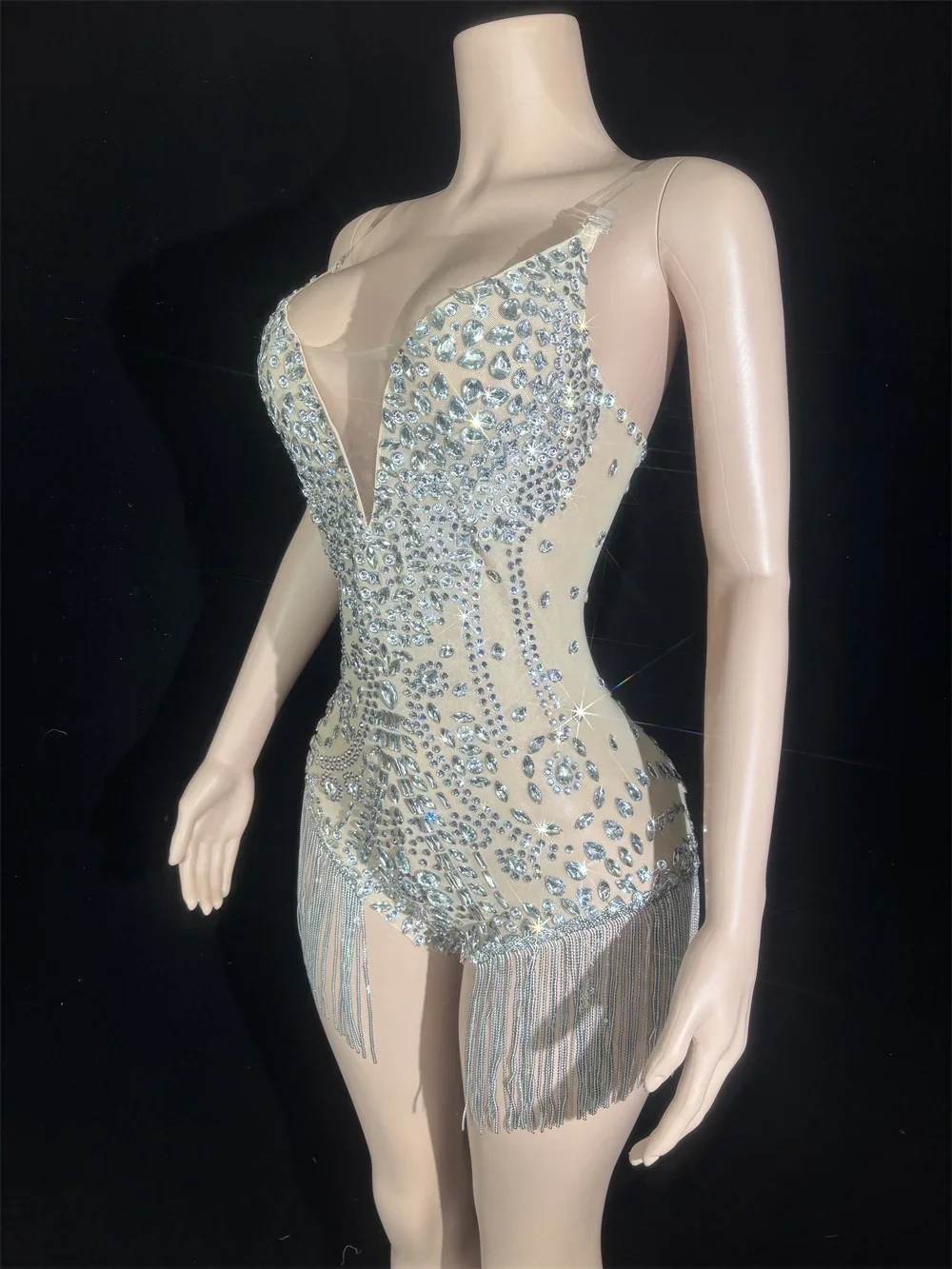 ชุดปาร์ตี้โชว์เกิร์ลสุดหรู ชุดคอสตูมโชว์เกิร์ลสุดหรู ชุดปาร์ตี้ประดับคริสตัลวิบวับ บอดี้สูทรัดรูปประดับโซ่สำหรับผู้หญิง เซ็กซี่โชว์หลัง