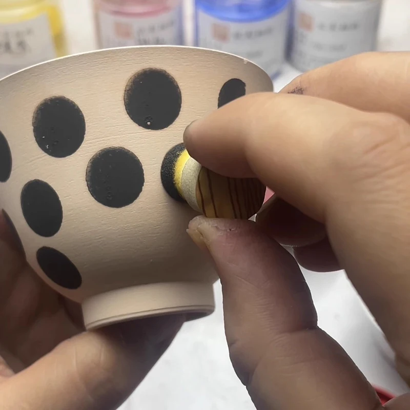 

Гибкий изогнутый штамп для текстурированной керамики, штамп из губки на заказ для неровных поверхностей. Персонализированный ваш собственный логотип.