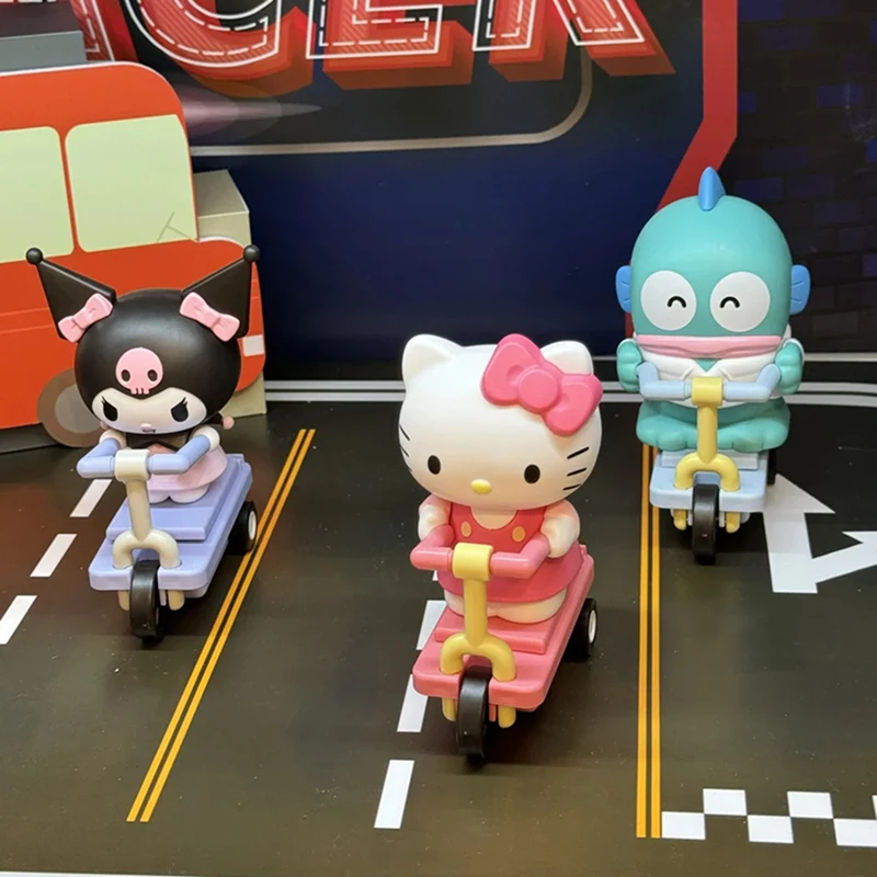 Sanurgente Scooter Series Blind Box Figure, Kuromi, Cinnamoroll, Keroppi Action Figure, Auckland, Pompon, Purin Kerokero Model Statue, Cadeau pour enfants