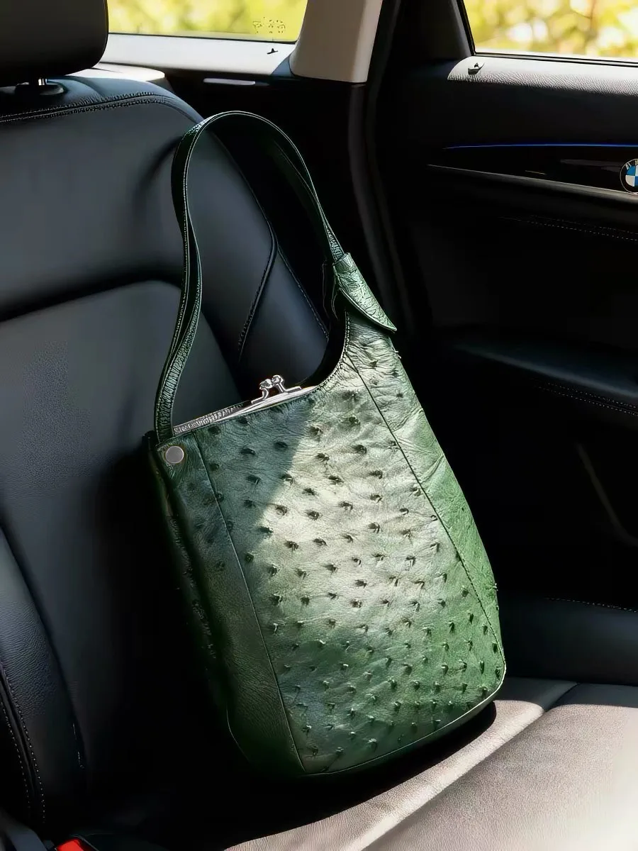 2026 New Green Leather Single Shoulder Crossbody Tote Bag Luxury Small  High-End Handbag Women's Handbag Casual Style
