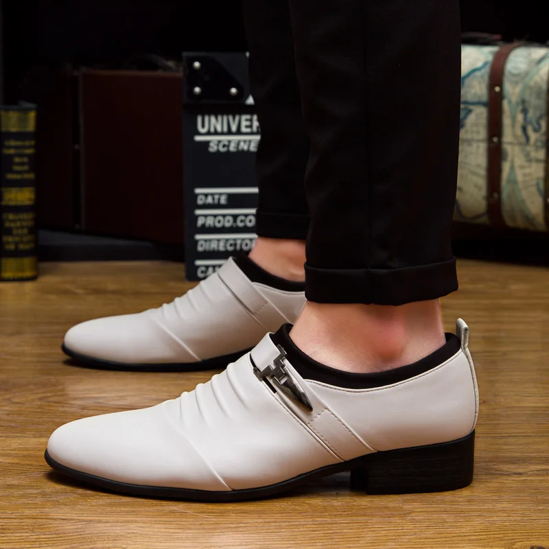 

Big Size 38-48 White Leather Shoes Man Social Shoe Comfortable Pointed Men's Loafers Lightweight Flat Casual Business Shoes Men