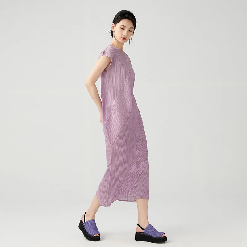 Miyake Style Pleated Dress Women 2024 Summer New Irregular Casual Style Solid Color O-neck Short-sleeved Folded Mid-length Skirt