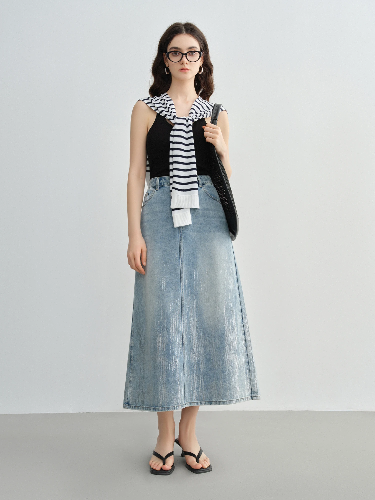 DUSHU Size Inclusive Womens Fashion Silver Pressed Denim Skirt for Summer 2025 High Waist Slimming Mid Length 25DS82068