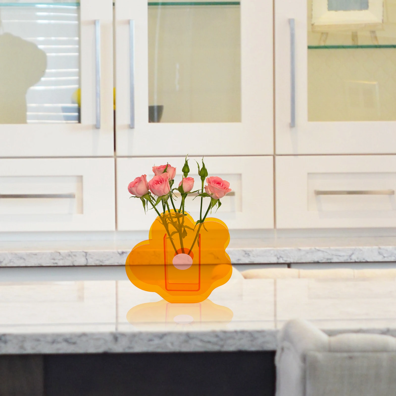 

1pc Acrylic Creative Flower Shape Design Non-Slip Base For Home Decor Desktop Vase Ornament Flower Arrangement Holder