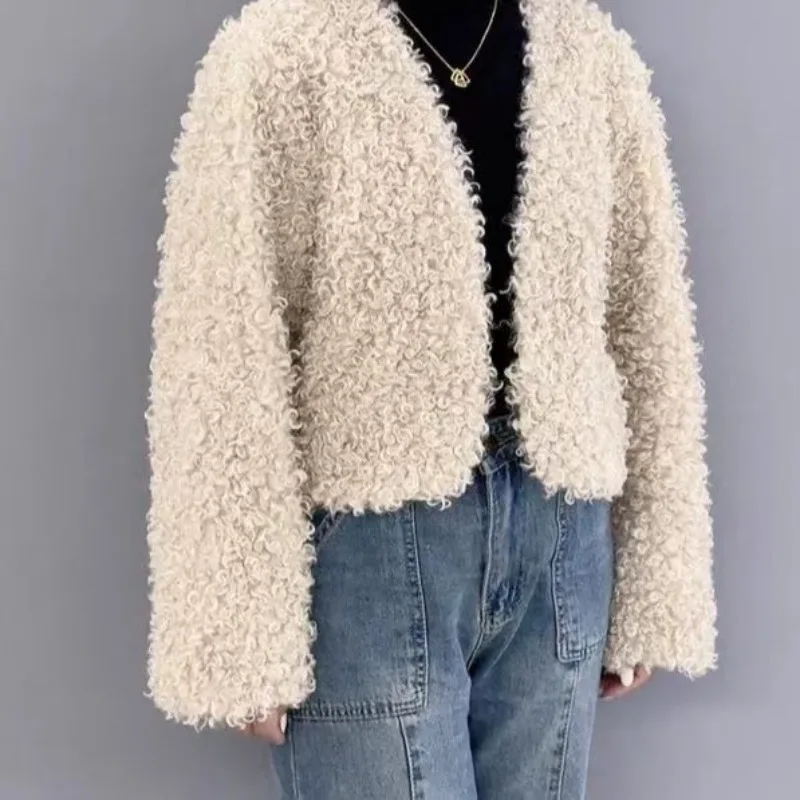 

Women V-neck Small Fragrant Wind Thickened Wool Short Fur Integrated Wool Roll Small 2026 Winter Keep Warm Coat Lamb Wool Coat
