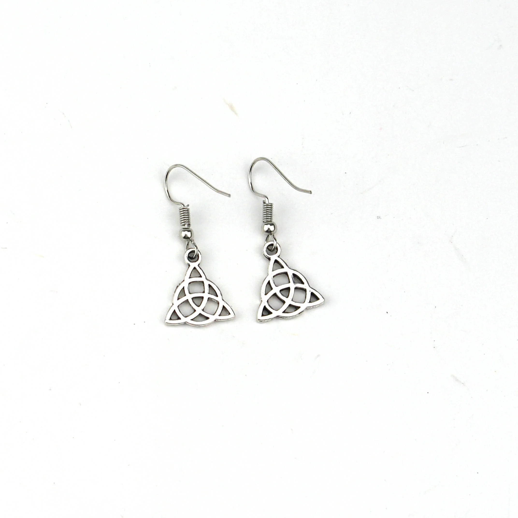 Skyrim Trinity Celtics Irish Knot Dangle Earrings Viking Triquetra Amulet Protection Jewelry Valentine's Day Gift for Women - view 2