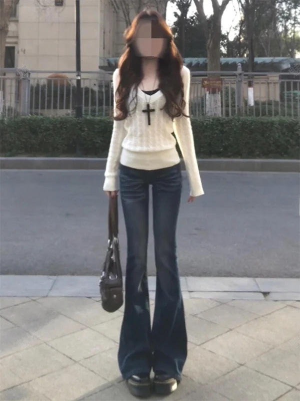 

Korean Style Long Sleeve V-Neck Knitted Sweater Women's Slim Fit Twist Design Warm Top for Spring Autumn Fashion Casual Wear
