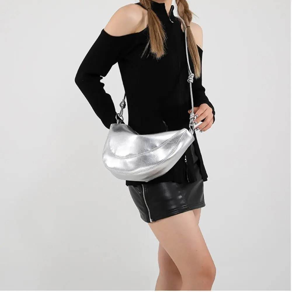 

PU Leather Retro Saddle Bag Korean Style Fashion Design Crossbody Bags Shoulder Bag Solid Color Versatile Dumplings Bag Travel