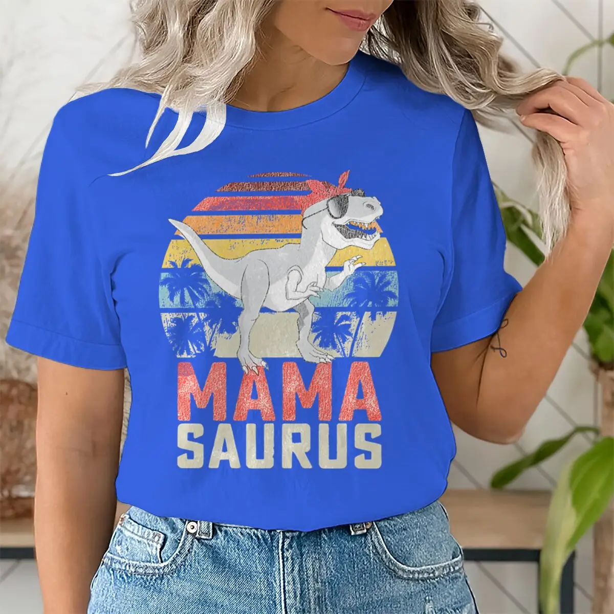 Dinosaur Mama Saurus T-shirts Retro Sunset Print Women's Tshirts Short Sleeve Crewneck Fun Mothers Day Tees Gifts