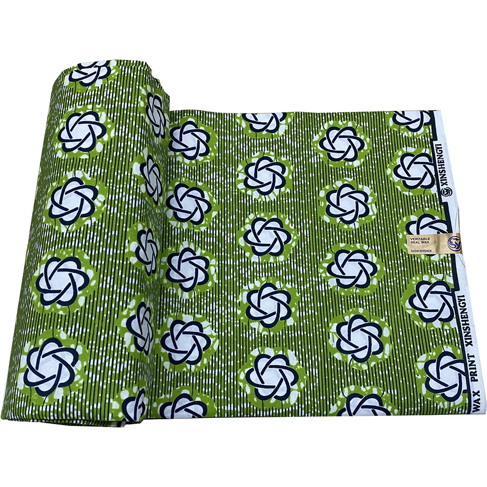 Durable Dutch Wax Print Fabric for African Traditional Attire with 100% Polyester and Various Geometric Patterns