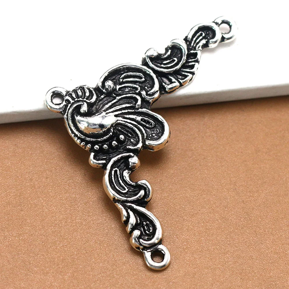 

20Pcs Carved Triangle Alloy Pendant Charms DIY Jewelry Making Necklace Bracelet Keychain Anklet Cellphone Accessories