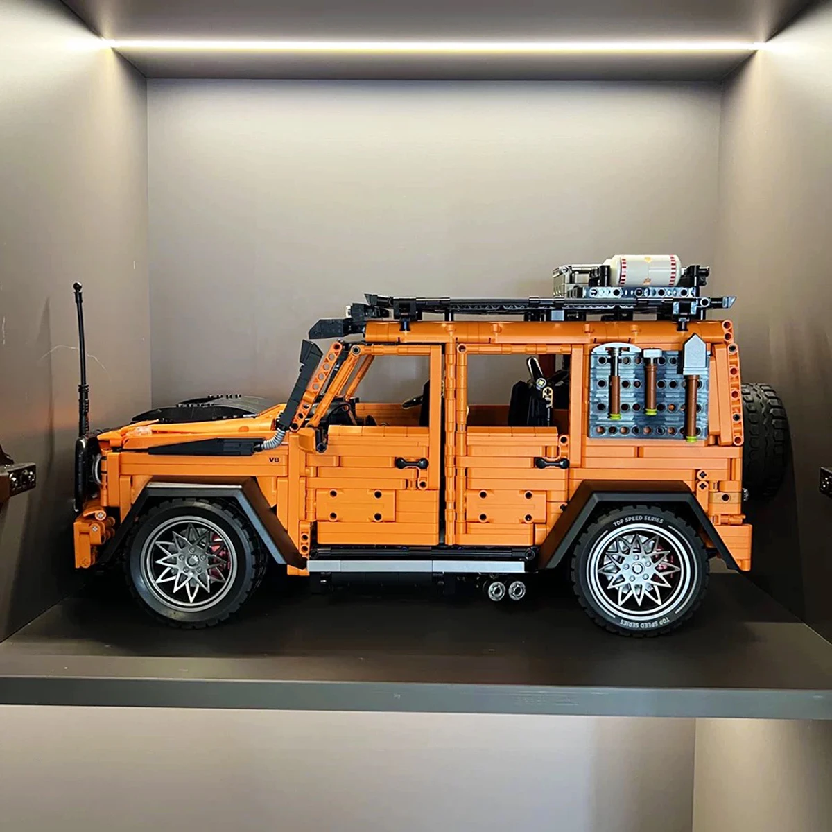 

1:8 High-Tech Remote Control G63 Off-Road Vehicle Building Blocks Technical City SUV Car Model Bricks Toys For Kid Gift MOC