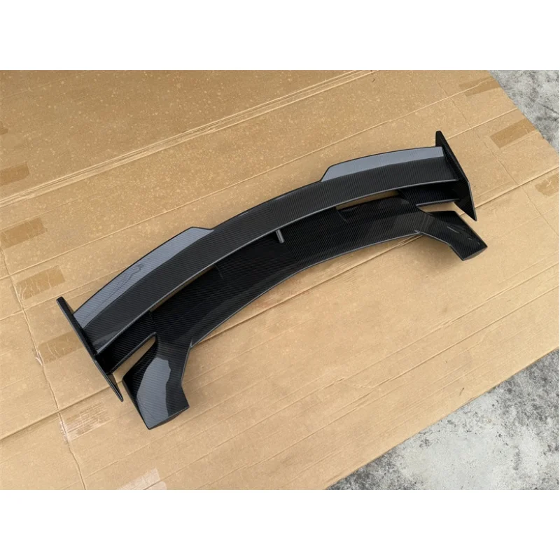 

For Lamborghini URUS S 3Rd Generation M Style Dry Carbon Fiber Rear Roof Spoiler