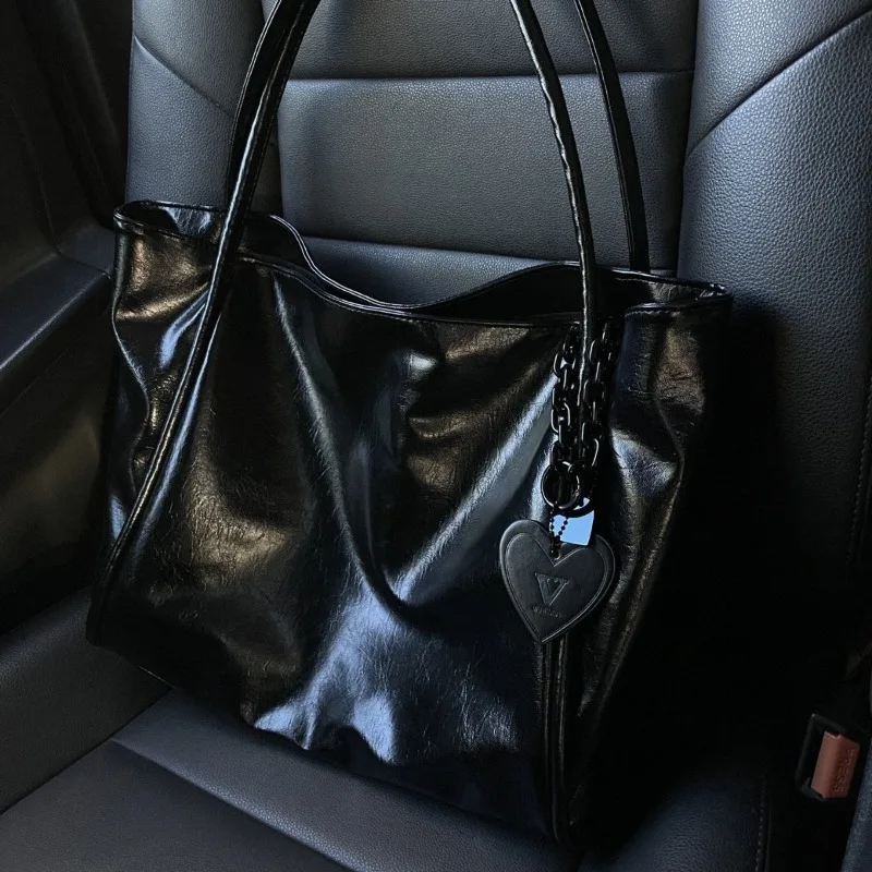 

Dark Academia Tote Bag, Gothic Cupid Heart Charm Purse, Large Lightweight Commuter Shopper Tote