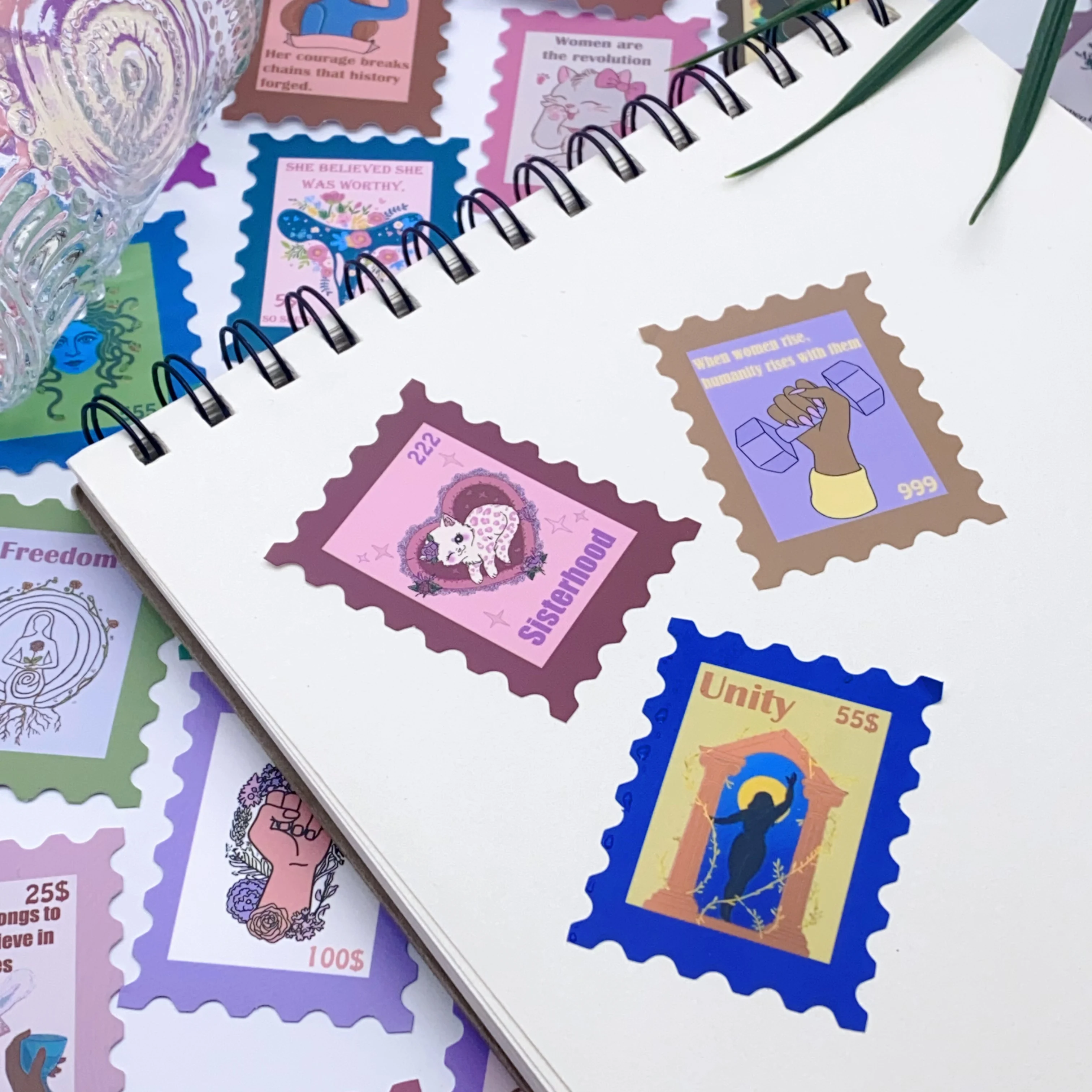 50개 여성주의 스탬프 스티커, 방수 장식용 컴퓨터, 휴대폰 케이스 및 스크랩북; 사무용품