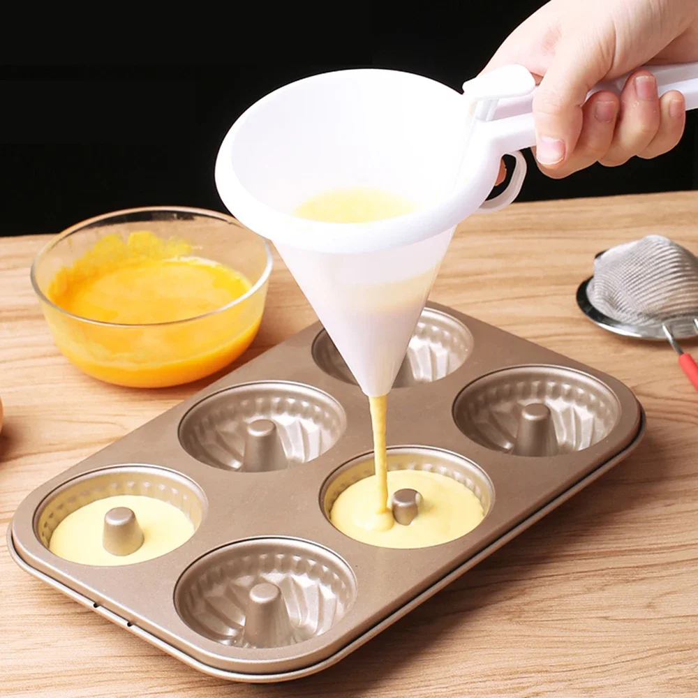 Hand-held Batter Funnel Chocolate Pancake Cupcake Tools Cookie Mold Cream Pastry Liquid Baking Dispenser Adjustable Tools Baking