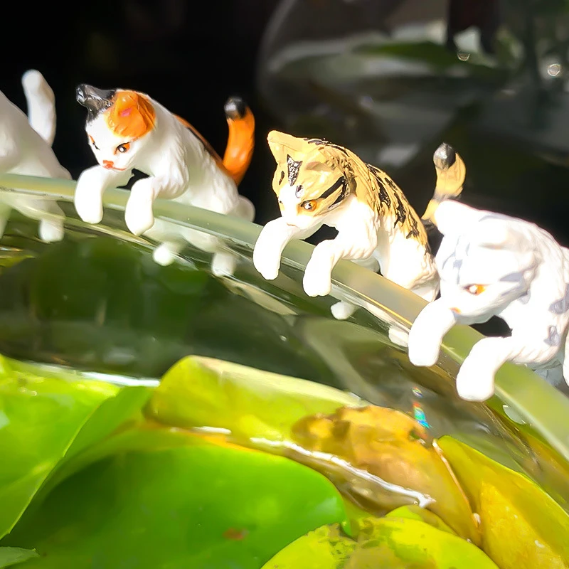 Cartoon Cat Shape Fish Tank Ornament Cute Cat Figure Fish Tank Decoration Cat Sculpture Aquarium Tank Landscaping Decoration