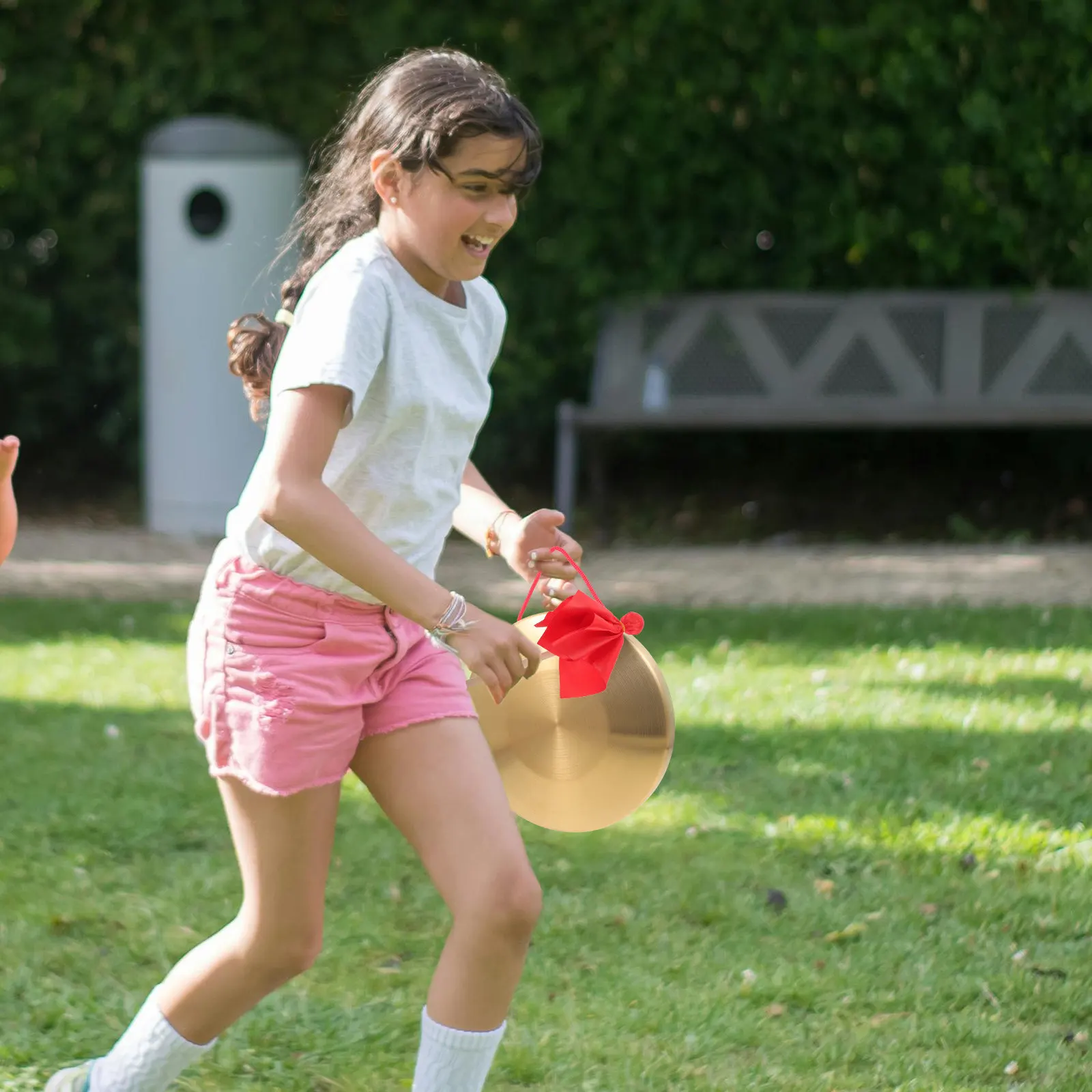 

Громкий металлический гонг для оповещения и празднования, прочный медный ударный инструмент с ремешком для подвешивания, портативный гонг для использования