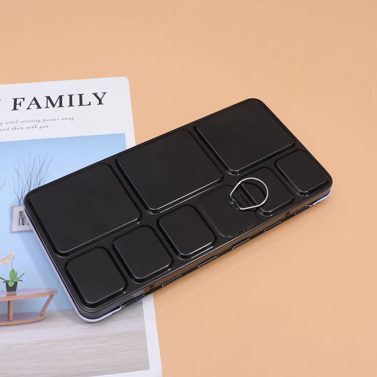 Empty Watercolor Palette Premium Metal Pigment Box Lightweight Portable Solid Color Storage Case Perfect Gift for Beginners