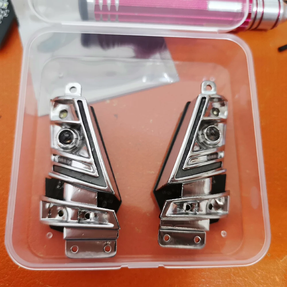 

LED Daytime Running Light Headlight Assembly for 1/14 Tamiya RC Dump Truck VOLVO 750 FH16 56362 Toys Car Parts