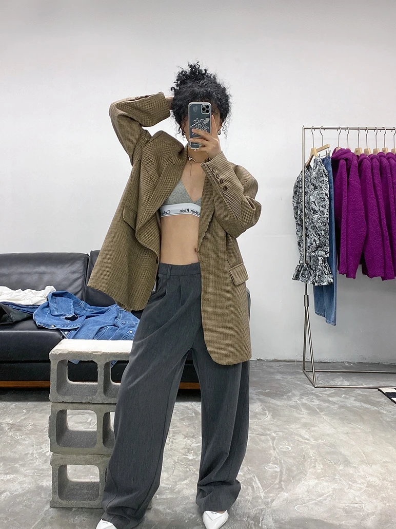 

Ретро-пальто в клетку коричневого цвета для весны, на одной пуговице, для повседневной носки, женский костюмный пиджак, приталенный, модный, укороченный.