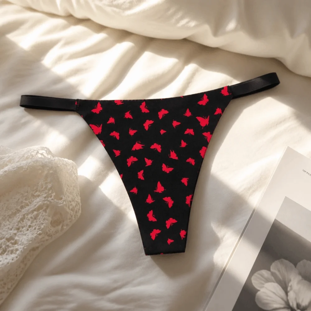Elegantes tangas sin costuras para mujer, de cintura baja, con diseño de labios, T-back, ropa interior con estampado de fresas y corazones para chicas.