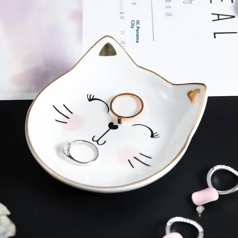 Nordic Creative Cat Cartoon Ceramic Plate Personalized Fruit Jewelry Storage Tray Microwave Safe Glaze Color Japanese Style