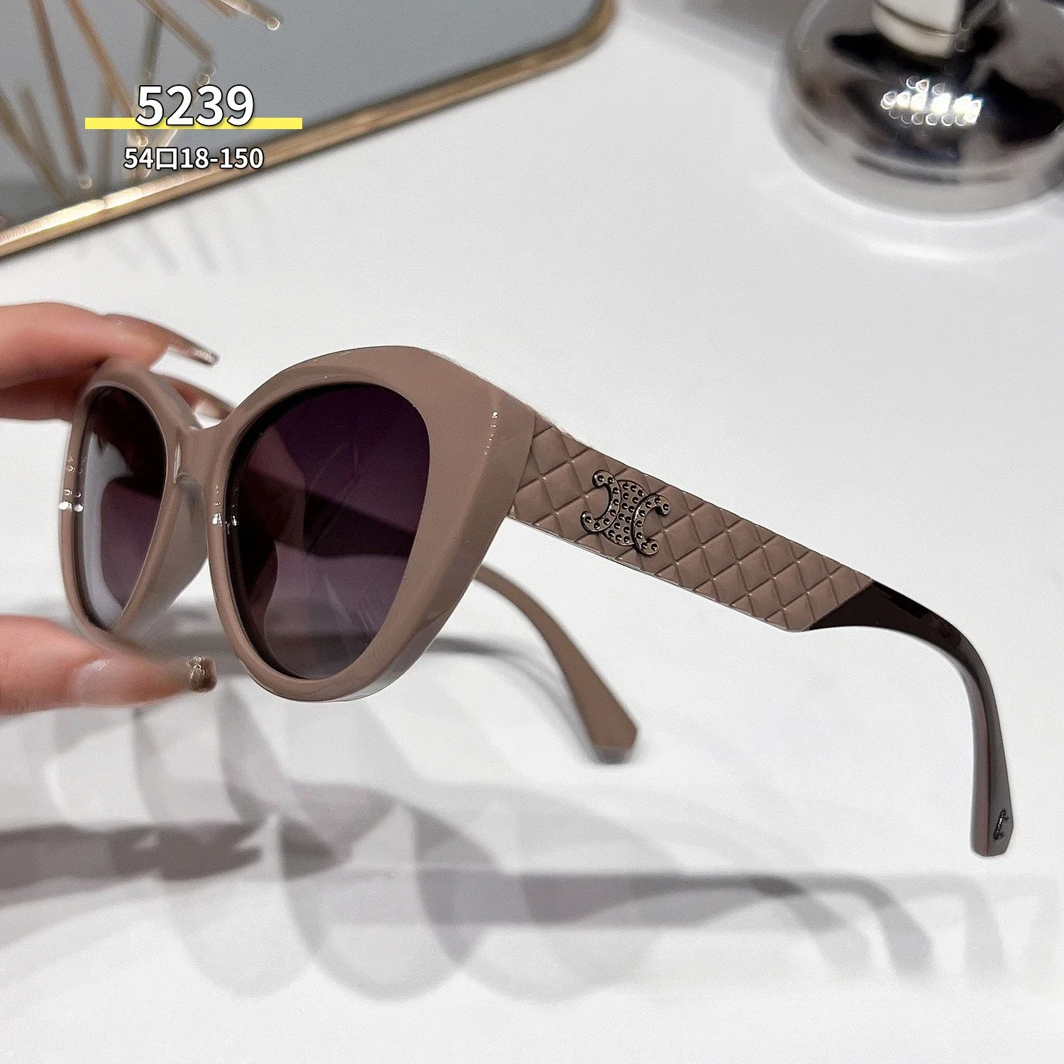 

2025 Luxury Cat Eye Driving Sunglasses - Polarized UV400 Protection, Xiaohongshu Viral Shades High-End Fashion Eyewear for Women