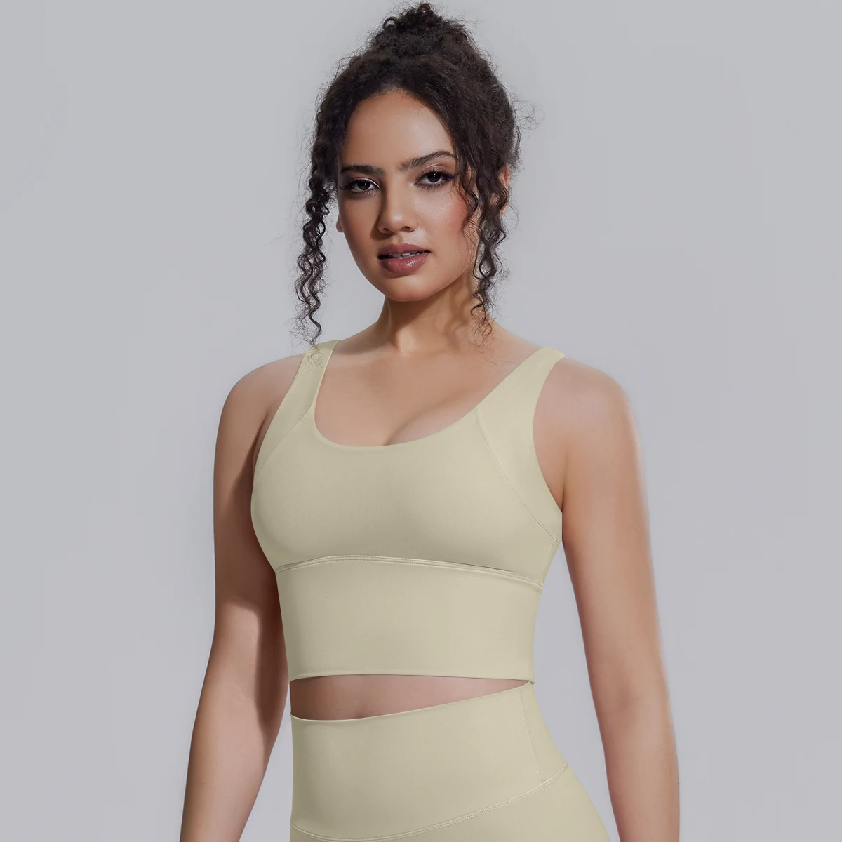 New Backless Yoga Vest for Woman Yoga Underwear with Chest Pad Summer Breathable Workout Top Running Shockproof Sports Bra