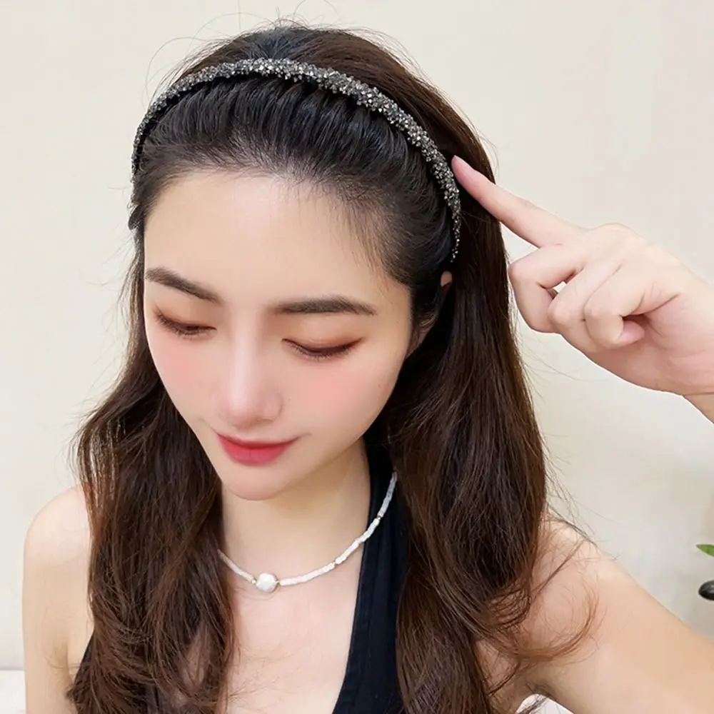

Retro Plastic Rhinestone Headband Make Up Face Wash Hairband with Toothed Korean Style Diamond Hair Hoop Female