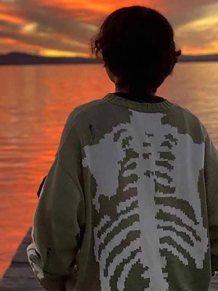 

KAPITAL Hirata Kazuhiro Bone Two Tone Perforated Long Sleeved Loose Fitting Pullover Sweater for Men and Women