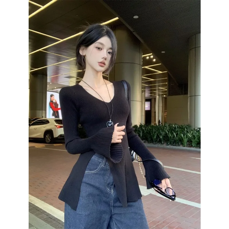 French vintage high street design sense knitwear autumn new white flared sleeve T-shirt women's elegant fashion slim-fit tops image 2