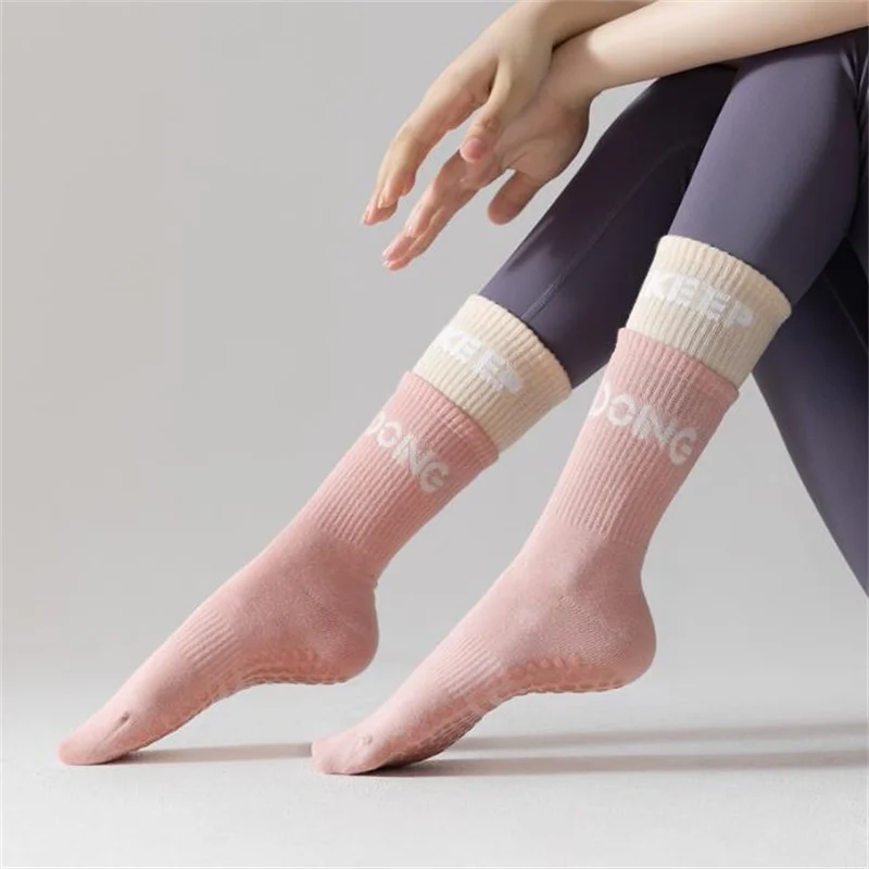 1/2/4/6 pairs of Cotton Breathable Mid-calf Yoga Socks Striped Anti-slip Sports Sock Pilates Socks female Dance Training Sock