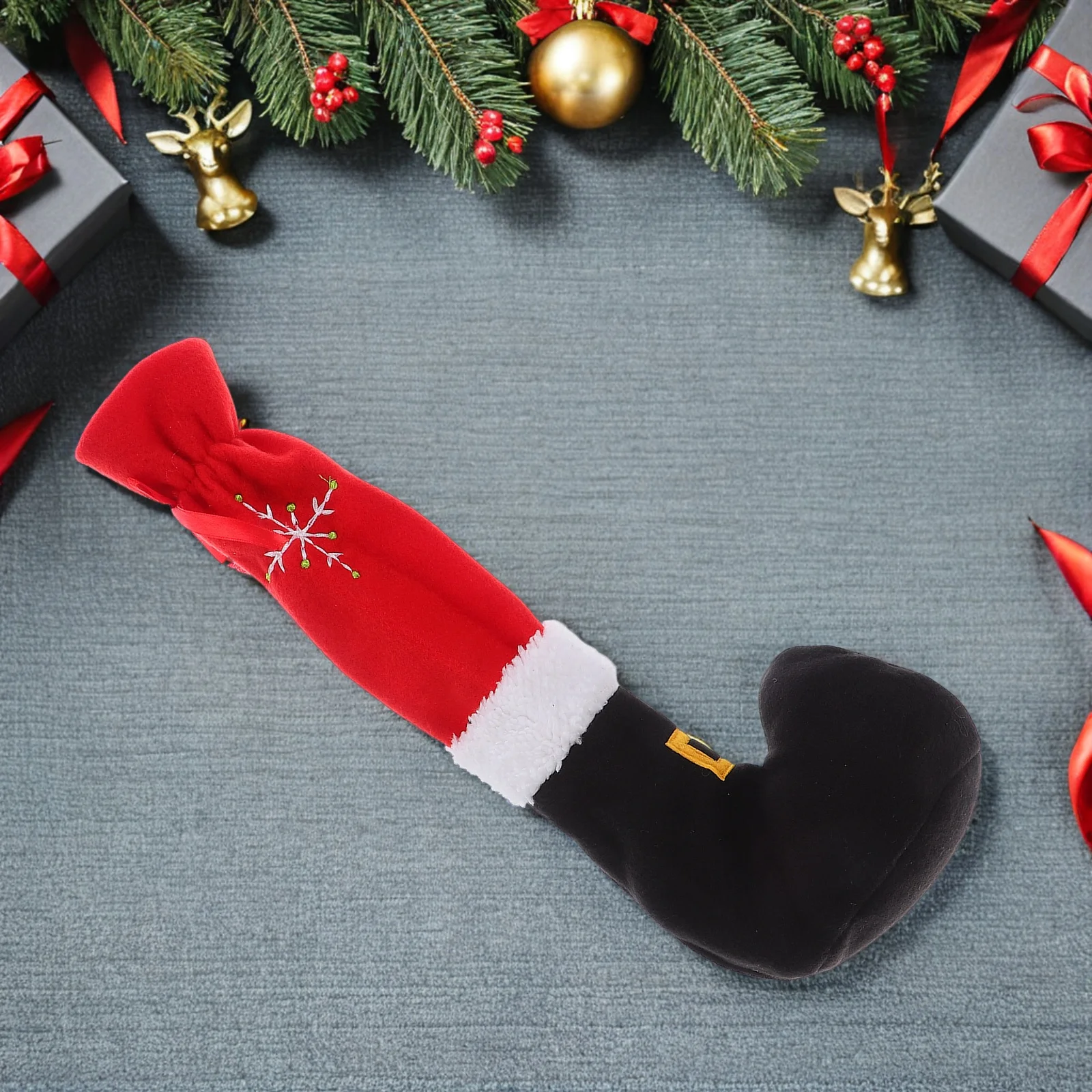 

2Pcs Christmas Chair Feet Covers Adorable Chair Leg Protectors Non-Slip Table Feet Sleeves Dining Room Xmas Furniture Protectors