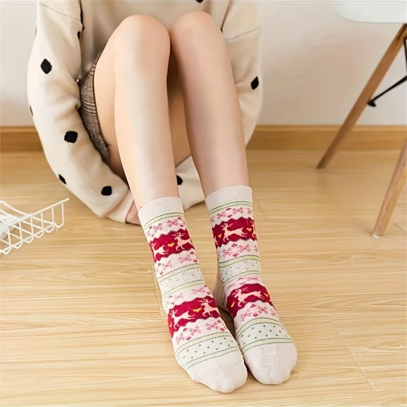 Random 5/10 Pairs, Reindeer Print Thick Socks, Comfortable Warm Christmas Mid-Calf Socks, Women'S Socks