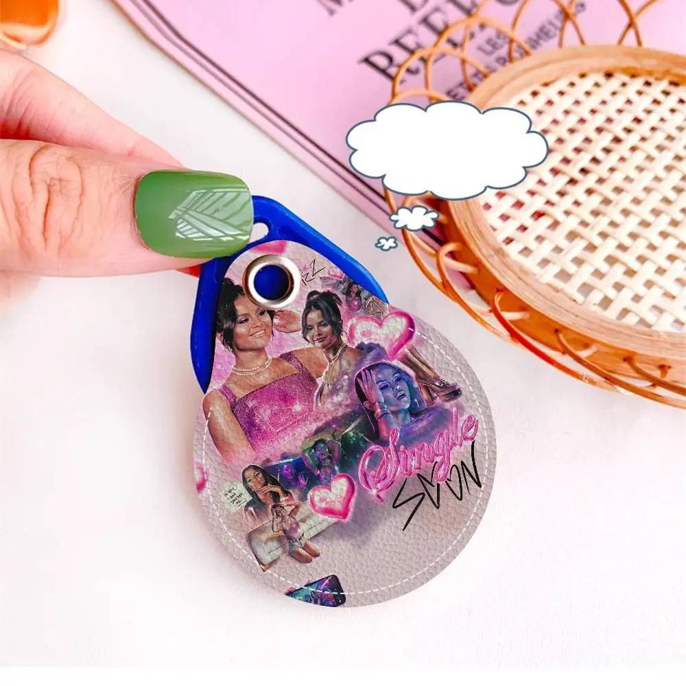 Singer Selena Gomez Actress 1PCS PU Leather Keychain Protective Case Door Lock Access Control Tags Card Bag Key Tag Ring