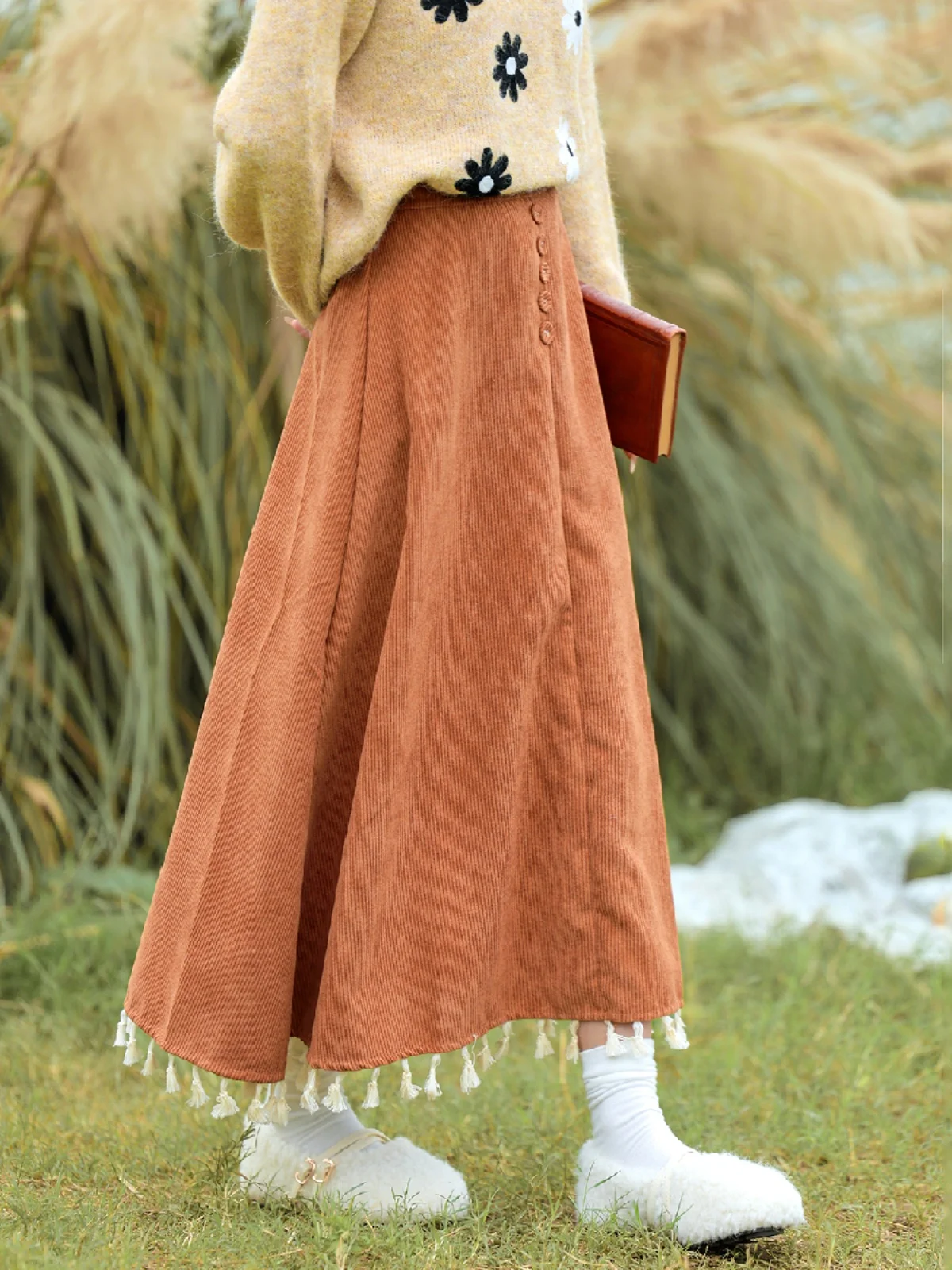 TIYIHAILEY Long Mid-calf Women Elastic Waist Spring Autumn Corduroy Skirt Lady A-Line Brown Tassels 2025 New Fashion