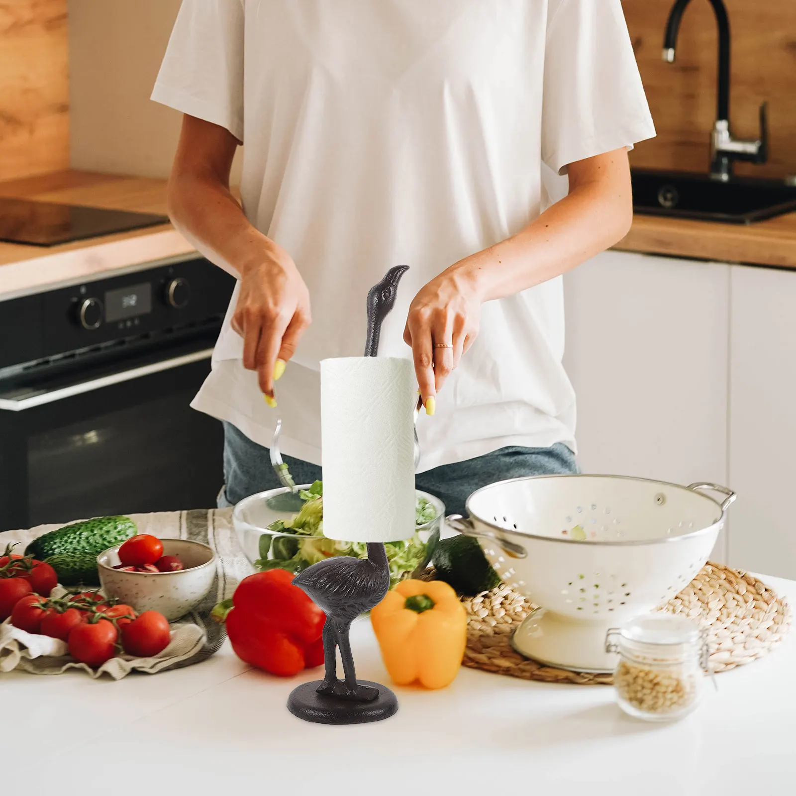 

Kitchen Paper Towel Holder Flamingo Style Iron Standing Tissue Dispenser for Home Office Decorative Storage Rack