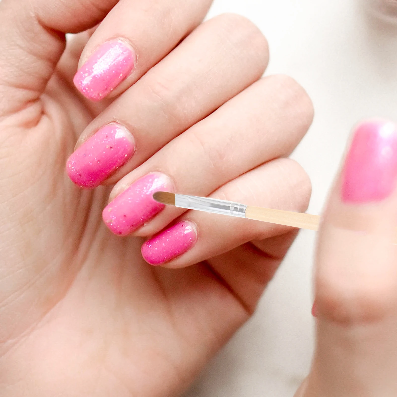 

7Pcs Nail Art Brushes Lightweight Portable Easy Carry Store Stylish Wear Resistant Long Service Time Wonderful Gift Friends Nail