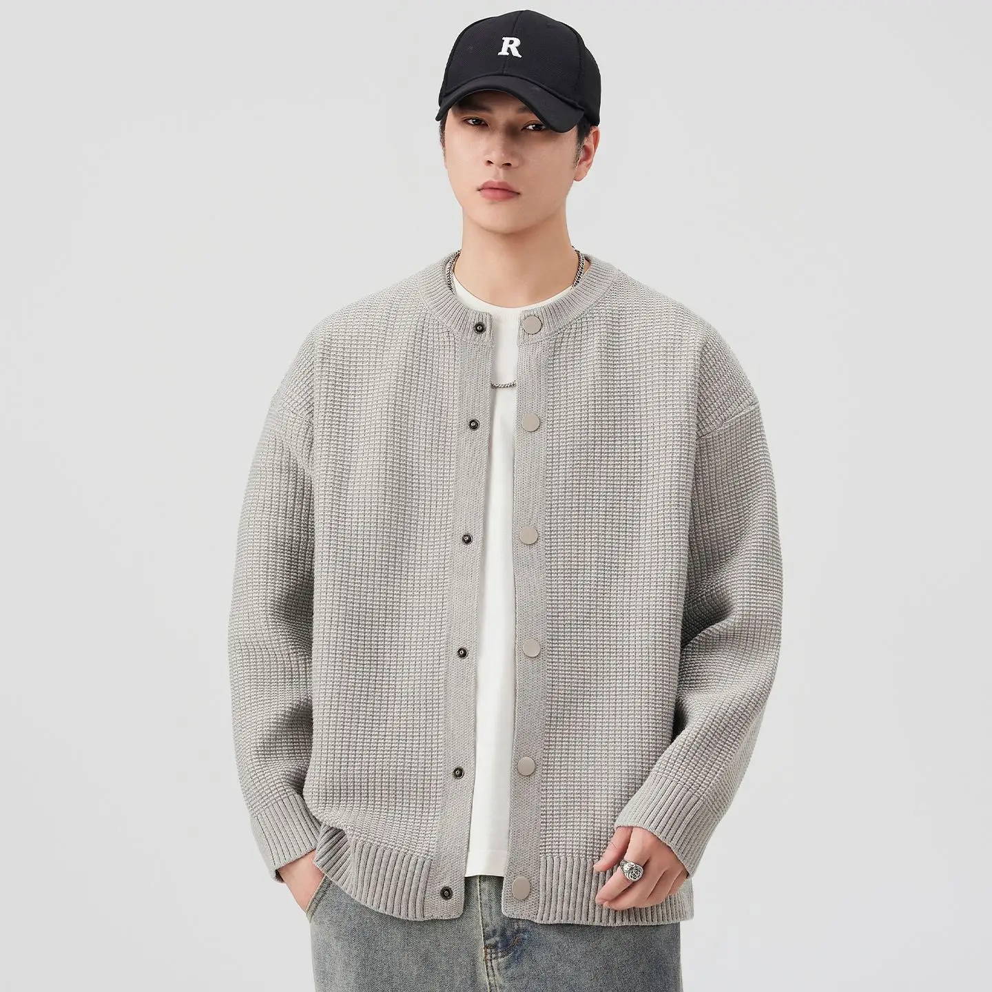 เสื้อคาร์ดิแกนไหมพรมแฟชั่นวินเทจสำหรับผู้ชาย ฤดูใบไม้ร่วง ฤดูหนาว ทรงหลวม สไตล์ลำลอง เสื้อคลุมแจ็คเก็ตสำหรับคู่รัก สตรีทแวร์ เสื้อโค้ทกันหนาว