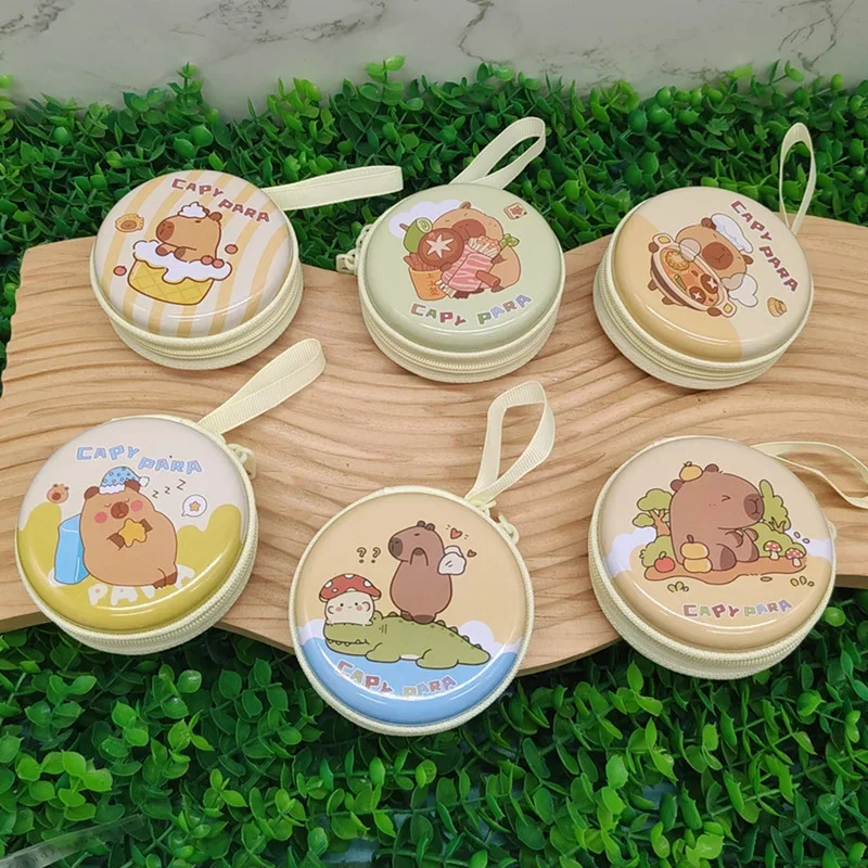 

Tinplate coin purse Capibara Mini coin purse Portable headset bag cute Capybara coin key bag