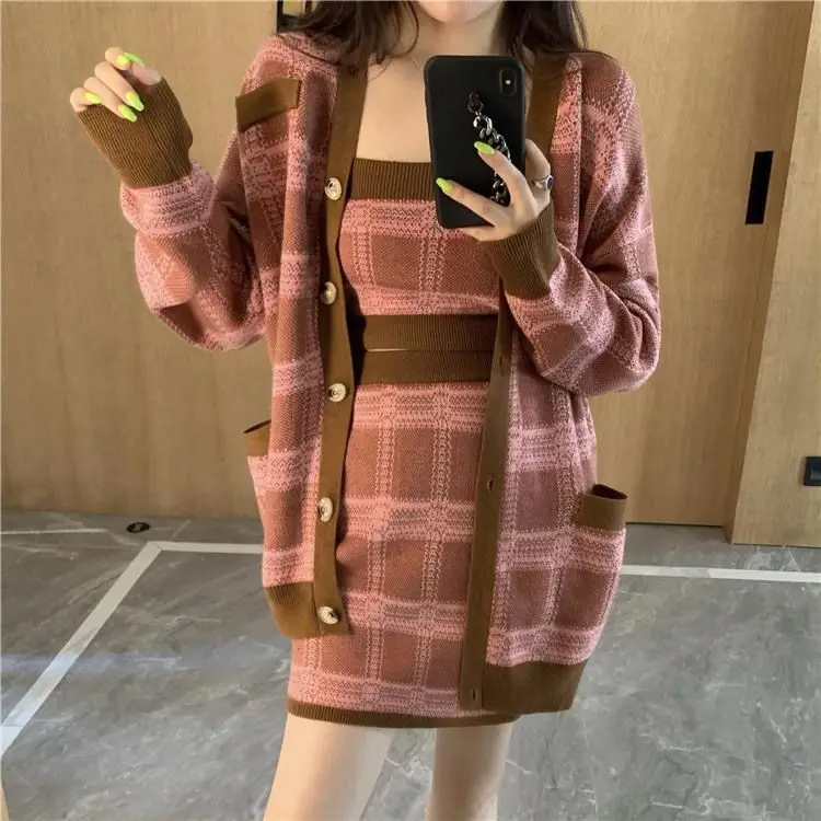 2023 Autumn/Winter New Knitted Sling Set Temperament Plaid Fashion Wrap Hip Half Skirt Two Piece Set Fashion