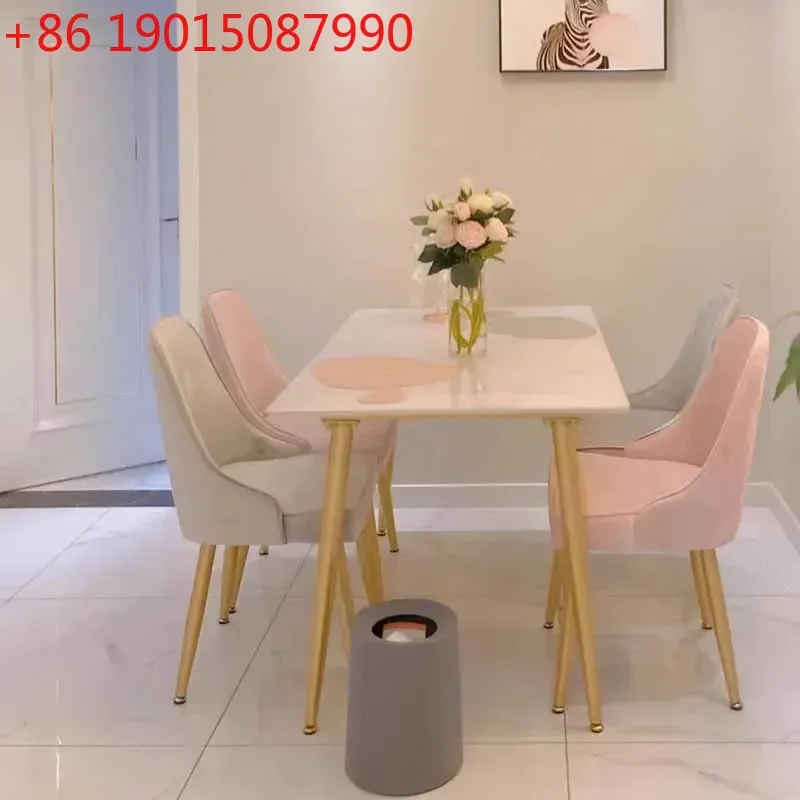 Unique Kitchen Dini…