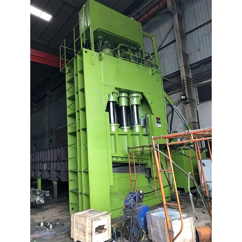 YUGONG New Type 16T Vertical Gantry Cutting Hydraulic Scrap Shears