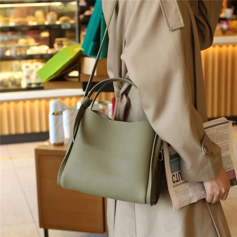 Sacs fourre-tout HIFASHION en  - Structured Handbag Work avis et prix