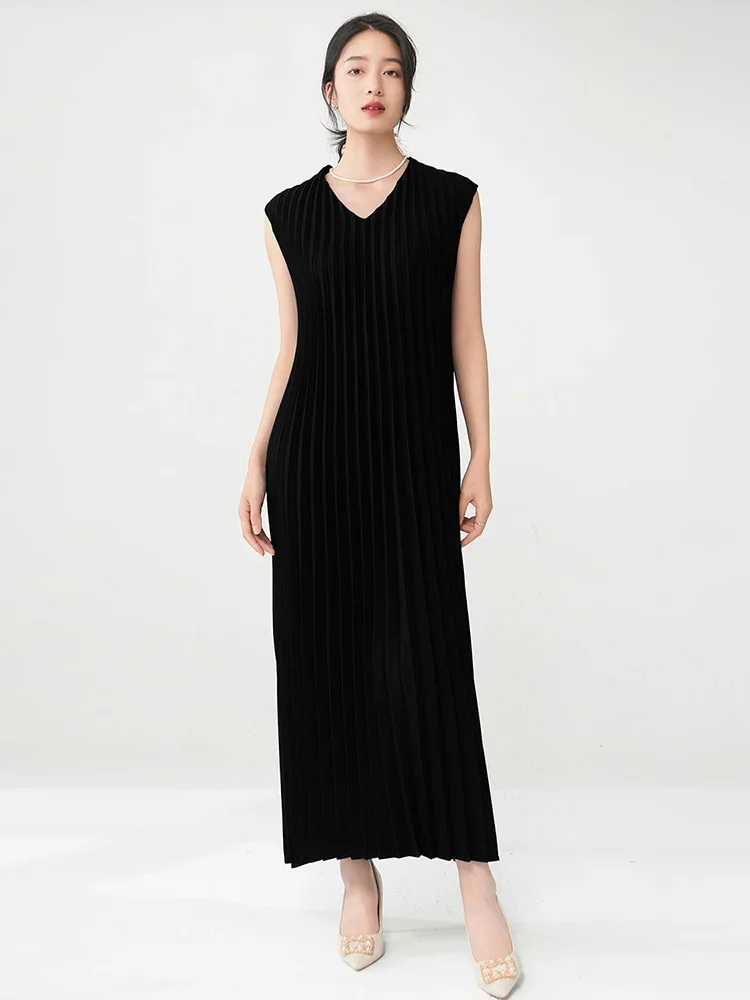 Vestido de mujer sin mangas plisado de Color sólido con cuello en V Miyake 2025 novedad de verano moda Casual versátil falda de diseño elegante