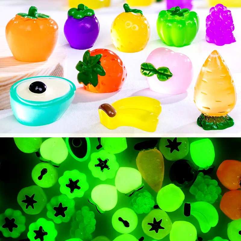 

20Pcs New Glow Luminous Fruit Peach Grapes Vegetable Tomato Figurine Model Home Decor Fairy Garden Decoration Accessories Modern