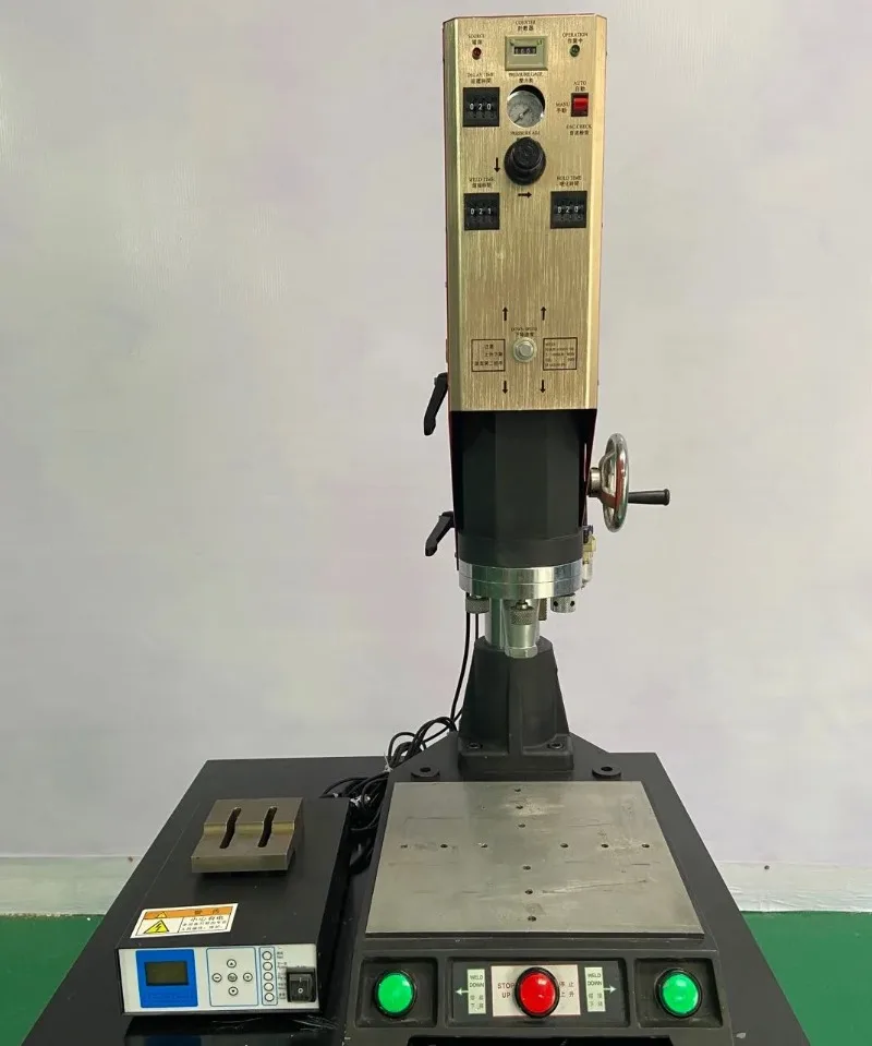 Rigid PSA Grading Card Plastic Slabs Case Sealing Ultrasonic Welding Machine Card Ultrasonic Psa Slab Welding Card Slab Grading