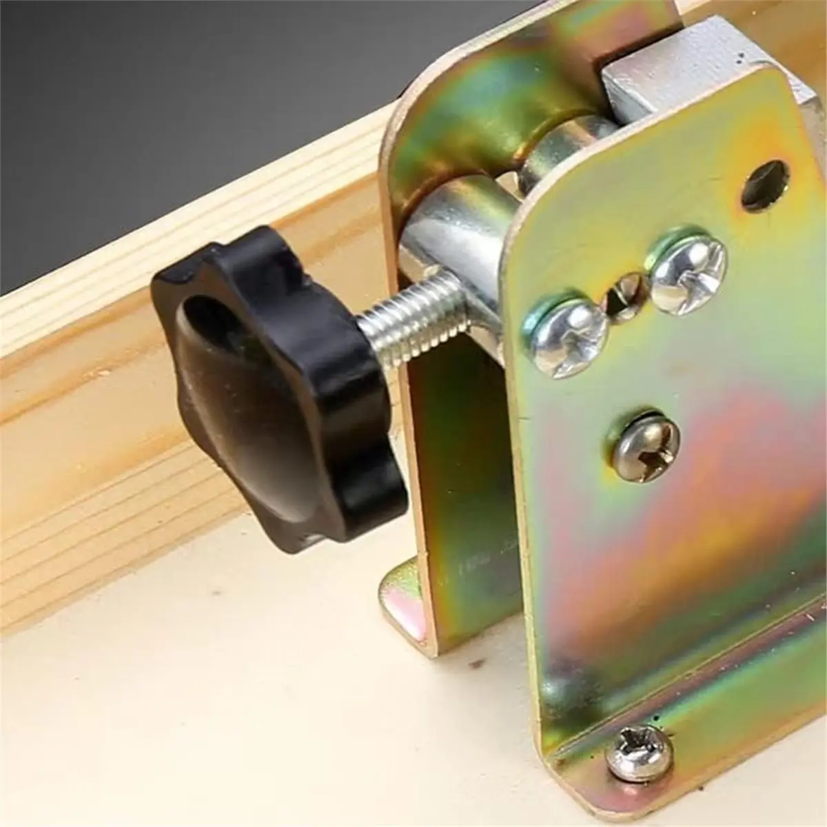 2026 New Heavy Duty Nut Cracker Machine for Pecan, Walnuts, Hazelnuts, Almonds, and More Manual Nutcracker