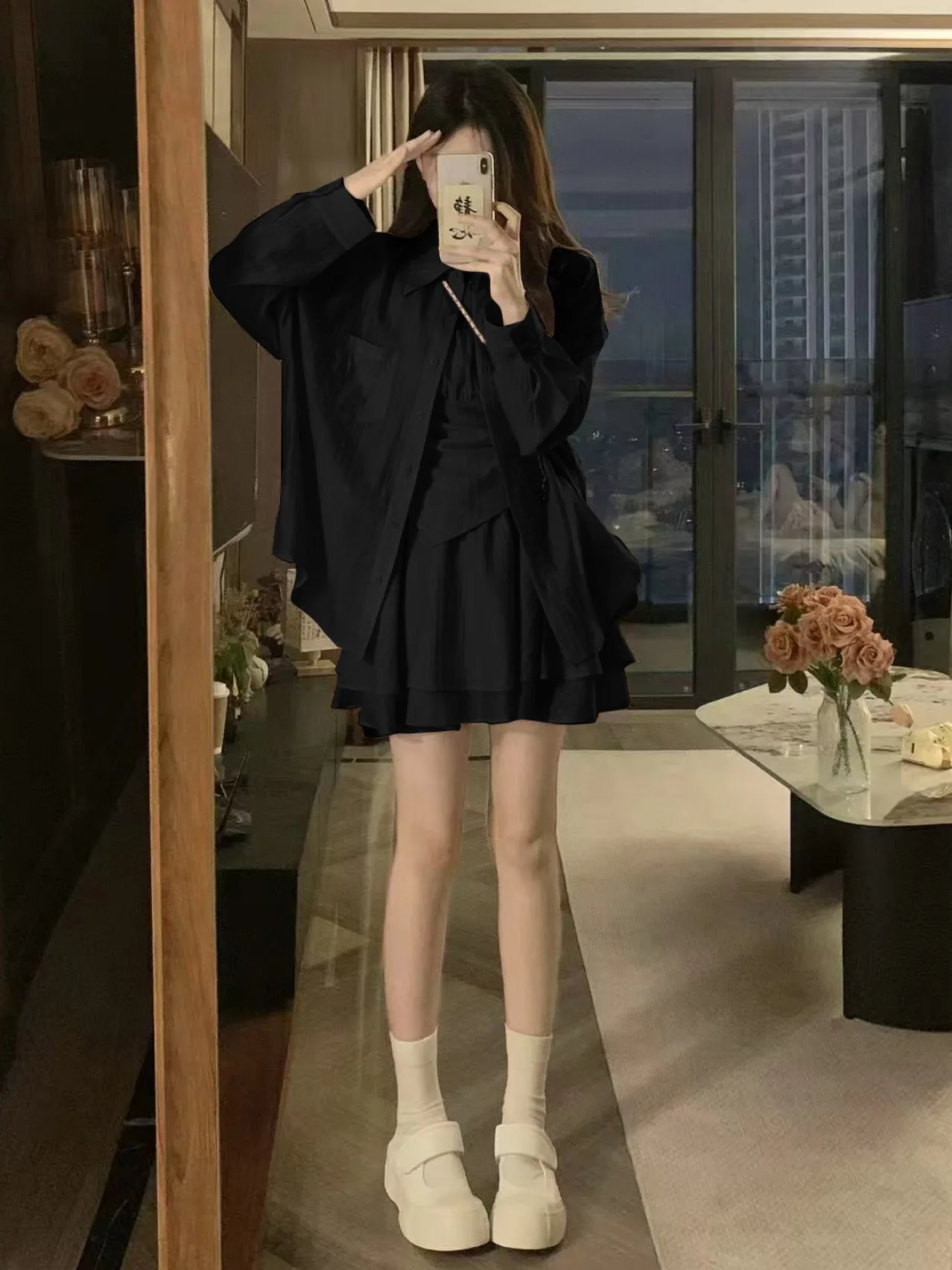 

Летний комплект из трех предметов: топ на бретелях, свободная юбка и рубашка для женщин больших размеров, новый стиль, омолаживающий эффект, повседневный, модный.